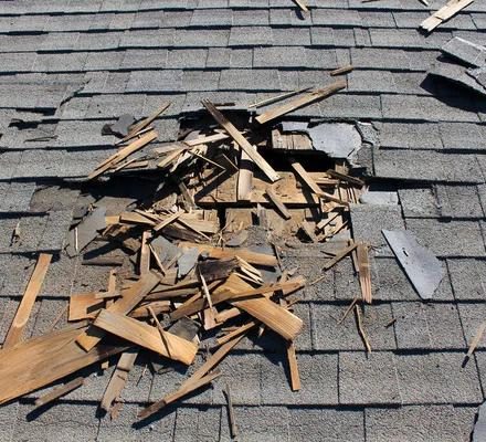 Fast and Efficient Roof Repair Near Me by Experts