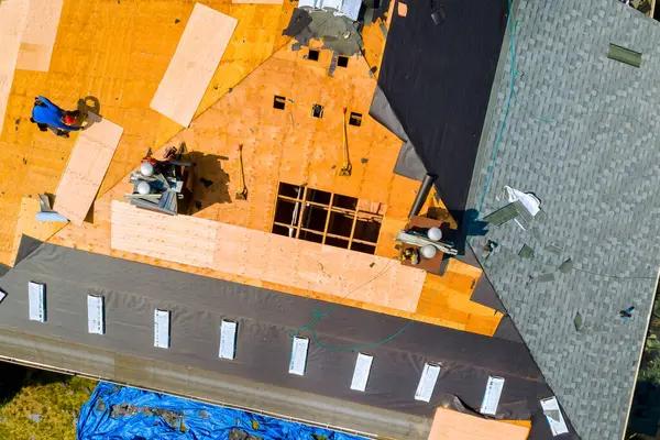 What to Expect from Professional roof repair services in Knoxville