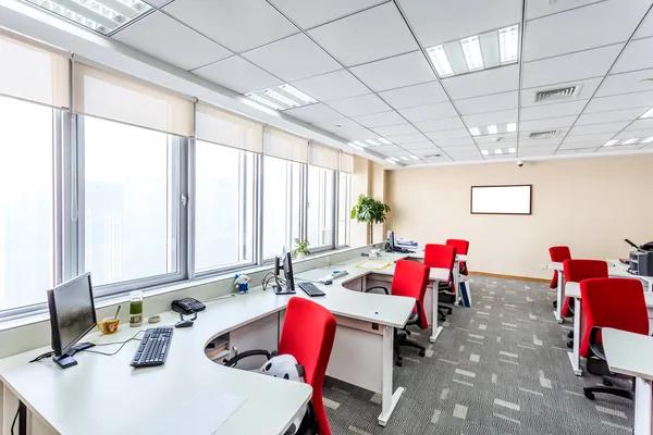 How Custom Office Furniture Near Me Improves Productivity and Comfort