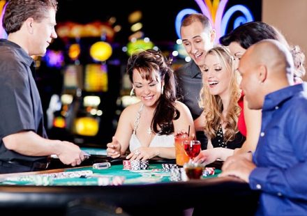 Comparing Game Options Across Singapore Online Casino